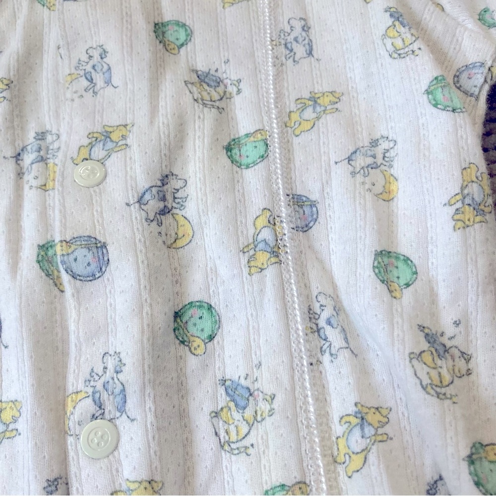 Vintage Carter’s Classics 3–6M White Footed Sleeper Nursery Rhyme Print Cow Moon